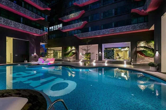 Private Lift With Kl View Netflix 500Mbps Internet Cozy Space And Privacy 1Bedroom 2 Beds 1 Bathroom Kuala Lumpur
